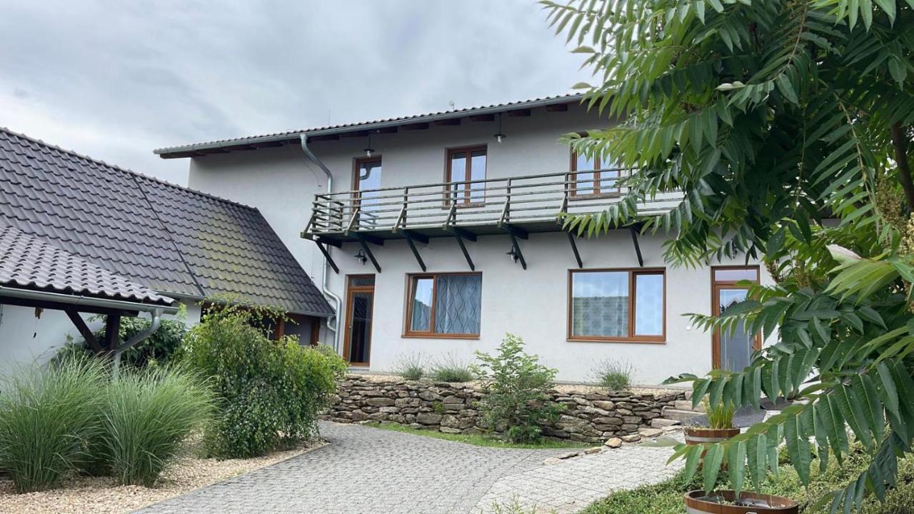 Penzion Kundratice Bagian luar foto