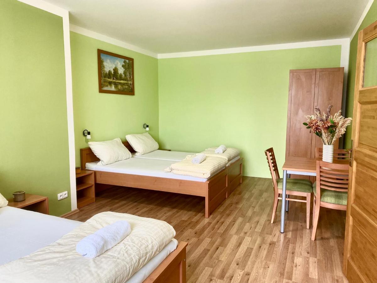 Penzion Kundratice Bagian luar foto